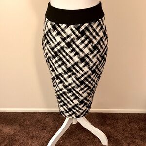 WHBM midi tweed skirt Size 00 never worn